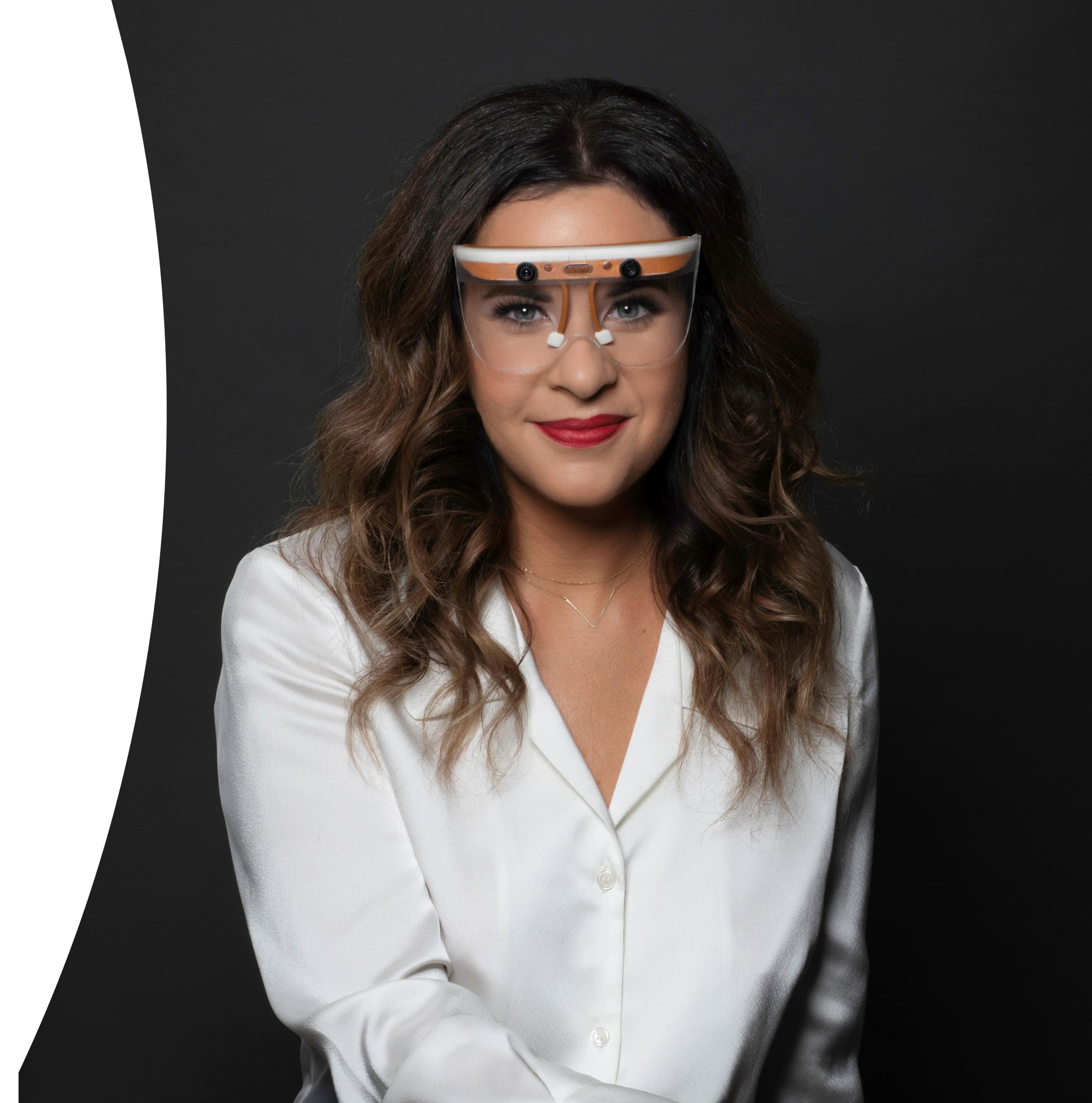 Victoria McArtor wearing Oculenz device